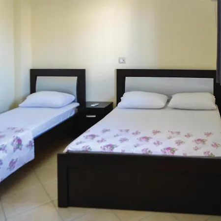 One-bedroom In شقة كساميل